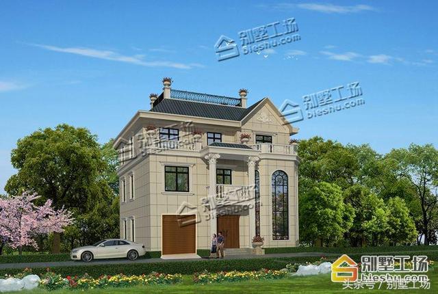 占地147平的三層別墅設(shè)計(jì)圖，帶車庫(kù)，有7間臥室，2個(gè)多功能室。