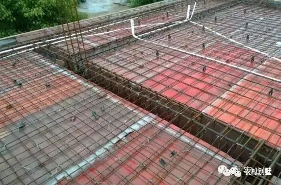 小伙回老家自建4層現(xiàn)代別墅，霸氣側(cè)漏，分享施工日志