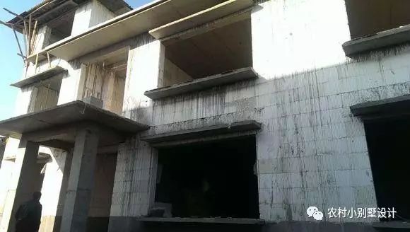 農(nóng)村自建房選EPS模塊（泡沫）建房還是輕鋼別墅？PK下