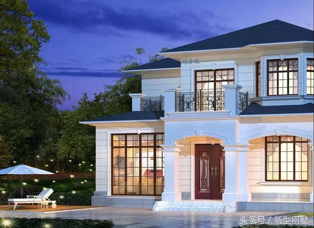 二層農(nóng)村別墅設(shè)計(jì)圖，占地148平方米，造型錯(cuò)落有致，非常高檔，夜晚后燈光特別美，你心動(dòng)了嗎？