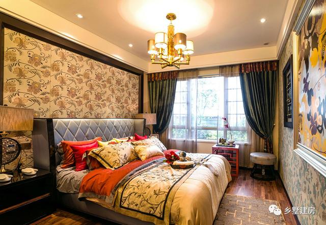 三層別墅設(shè)計圖  配電梯，內(nèi)部空間更寬敞，環(huán)境更清新 讓我們看看農(nóng)村自建房究竟有多美呢？