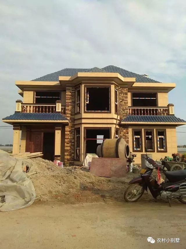 12.3x9米二層小別墅設(shè)計(jì)圖，附多張建好的實(shí)拍圖，爆款