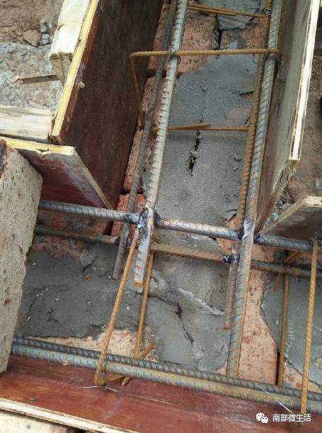 農(nóng)村小伙自建一層小別墅過程全直播，自建房的可以看看哦