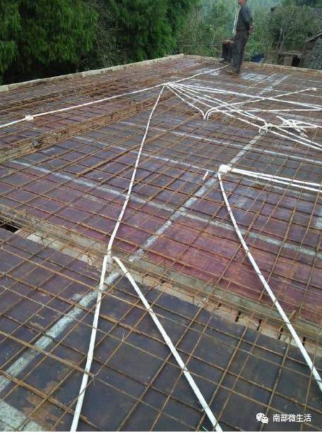 農(nóng)村小伙自建一層小別墅過程全直播，自建房的可以看看哦