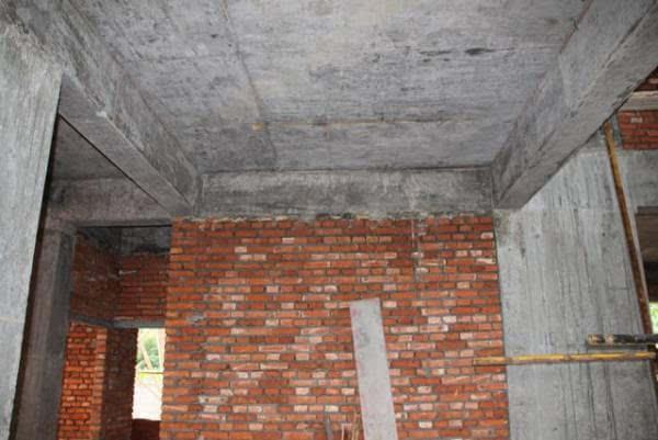 三層農(nóng)村自建房，戶型方方正正，布局合理，高端大氣，有面子，造價(jià)30萬(wàn)。