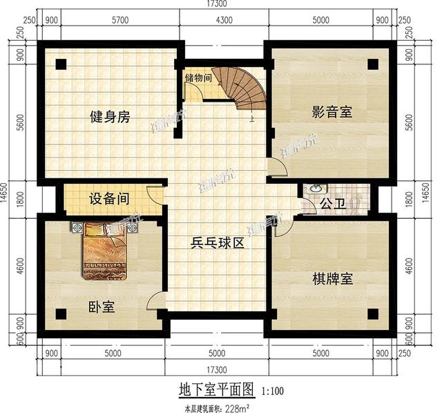 大面寬的三層中式別墅設(shè)計(jì)圖，占地方正，左右對(duì)稱，帶地下室。