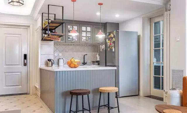 130㎡美式風(fēng)格裝修，采光，通風(fēng)，視野都還不錯(cuò)，完美。