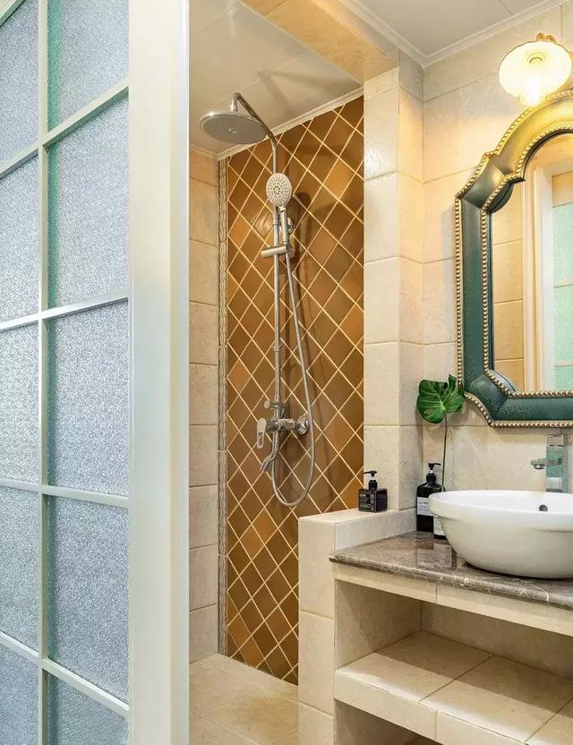 130㎡美式風(fēng)格裝修，采光，通風(fēng)，視野都還不錯(cuò)，完美。