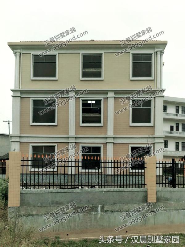 10.8X12米三層別墅設計圖，精致典雅，經(jīng)濟實用，造價30萬。