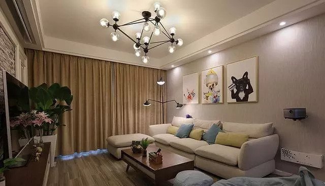 125平三室兩廳簡約風(fēng)格裝修，電視墻居然還能收納?