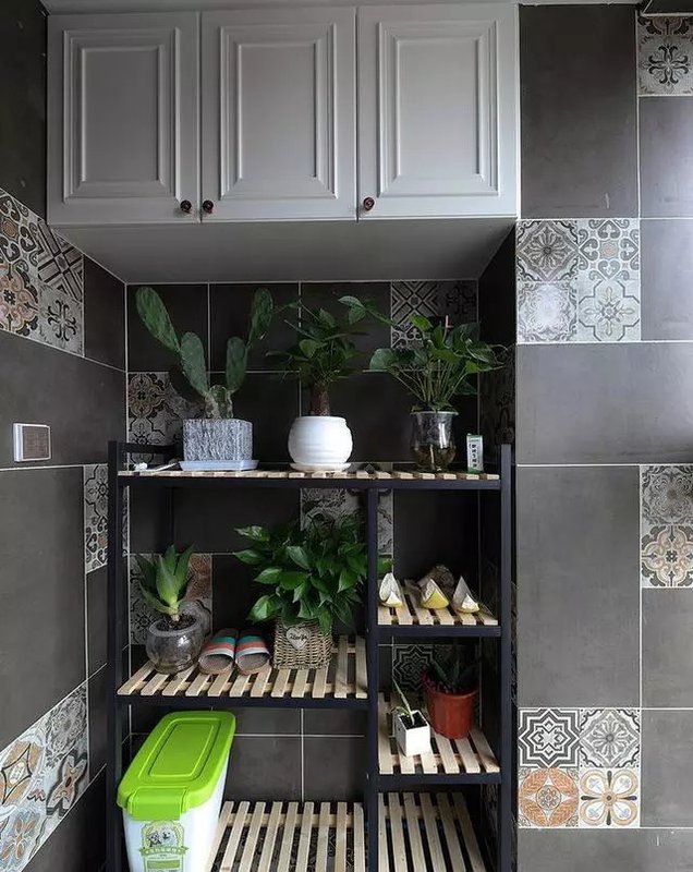 125平三室兩廳簡約風(fēng)格裝修，電視墻居然還能收納?