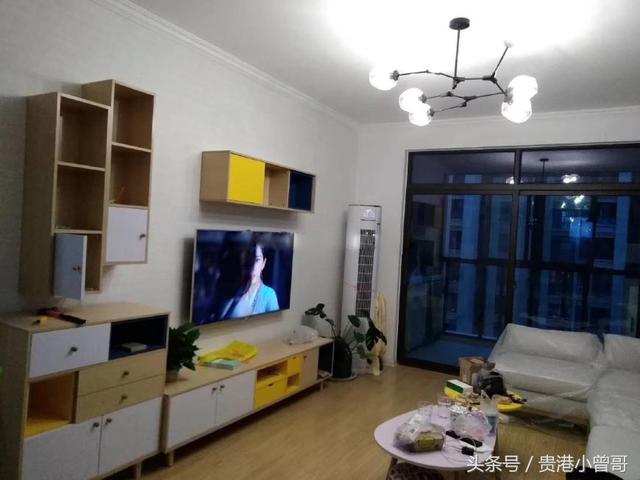 新房92㎡三房兩廳北歐風裝修，電視墻太實用。