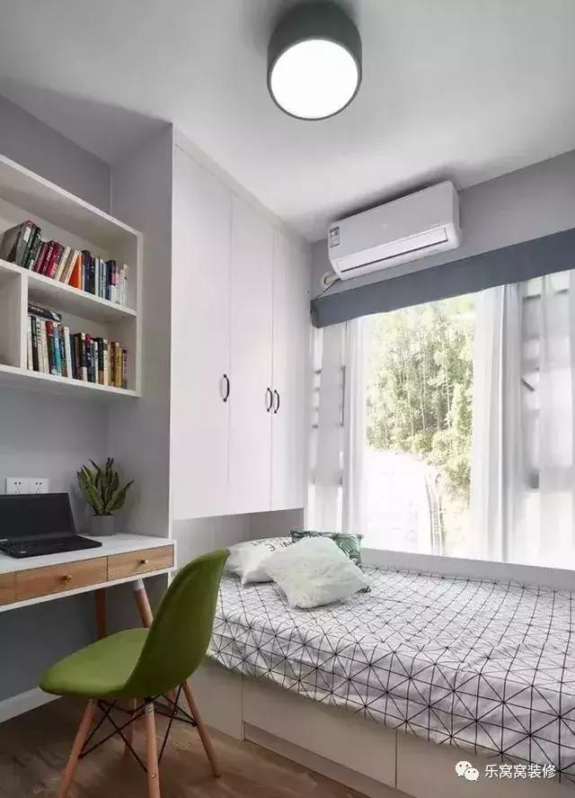 90平米三房?jī)蓮d自然簡(jiǎn)約裝修，時(shí)尚自然又清，效果很不錯(cuò)哦。