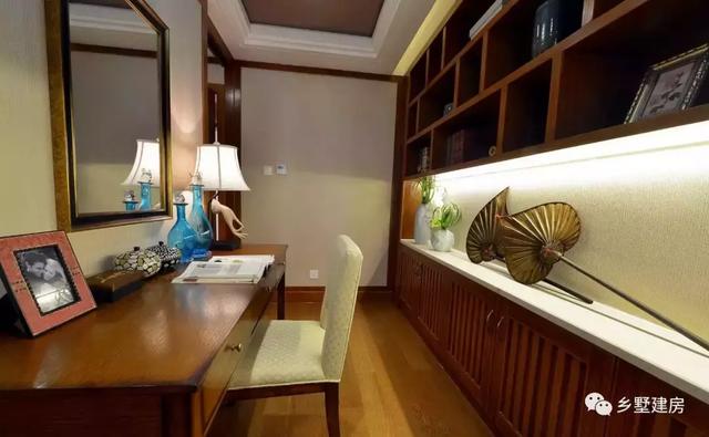 一款帶地下室的農(nóng)村別墅設(shè)計圖，簡單大方，不宜過時