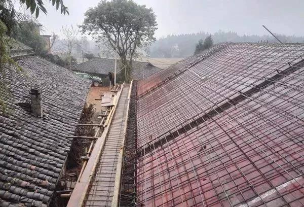 如此美觀的二層別墅設(shè)計(jì)圖，不建一棟是在太可惜了