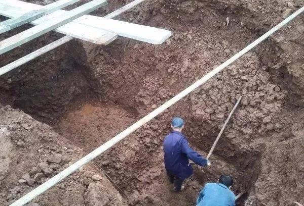 如此美觀的二層別墅設(shè)計(jì)圖，不建一棟是在太可惜了