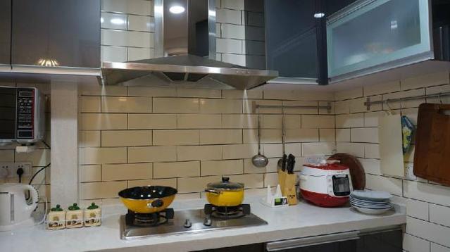 98平新房簡美風(fēng)格裝修完成，尤其是電視墻造型，做成了一個(gè)假壁爐，超美！