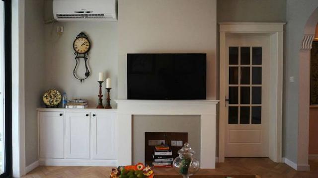 98平新房簡美風(fēng)格裝修完成，尤其是電視墻造型，做成了一個(gè)假壁爐，超美！