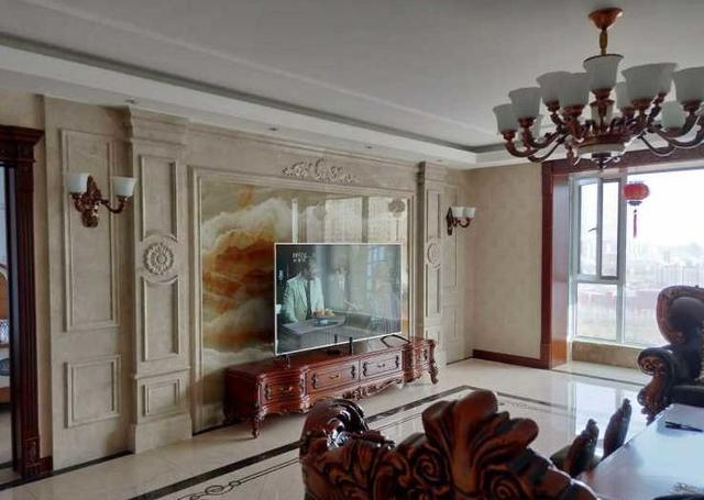 240平大房子裝修完成，裝修總共花了98萬，一房四間臥室四種裝修風(fēng)格，效果是很滿意的！