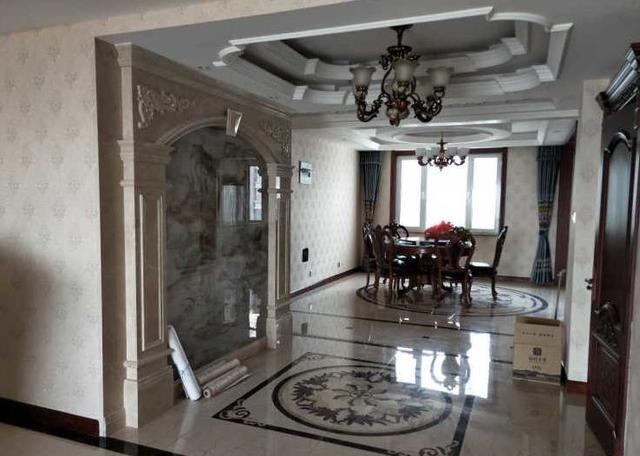 240平大房子裝修完成，裝修總共花了98萬，一房四間臥室四種裝修風(fēng)格，效果是很滿意的！