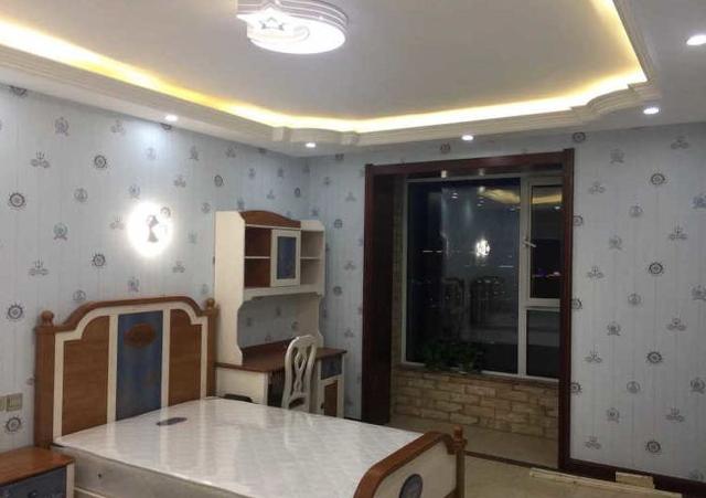 240平大房子裝修完成，裝修總共花了98萬，一房四間臥室四種裝修風(fēng)格，效果是很滿意的！