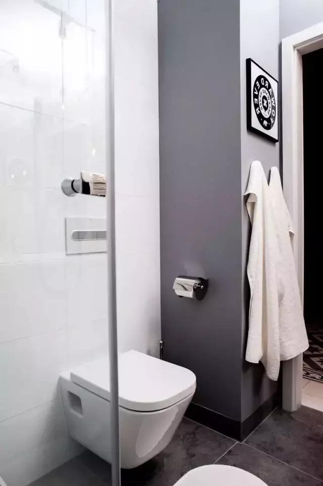 40平輕工業(yè)風(fēng)單身公寓裝修完成，工業(yè)風(fēng)的線條、簡約風(fēng)格的質(zhì)感。