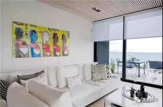 11X12米二層現(xiàn)代別墅設(shè)計(jì)圖，帶戶外平臺(tái)，簡(jiǎn)潔而不簡(jiǎn)單