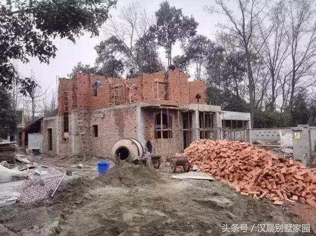 造價低的別墅設(shè)計圖，讓你耳目一新！