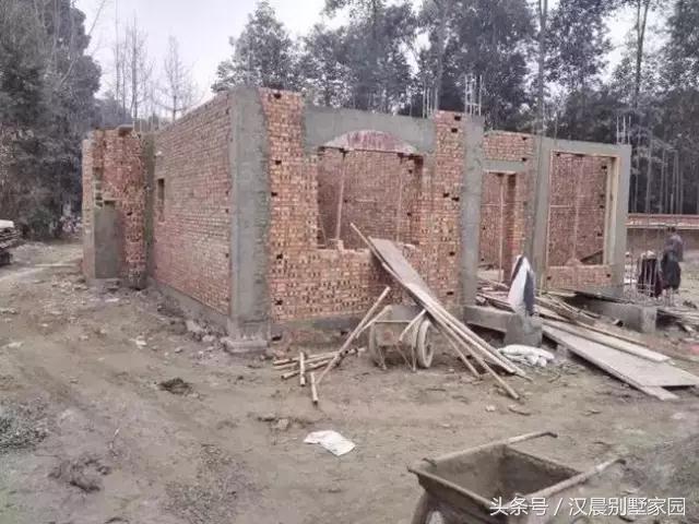 造價低的別墅設(shè)計圖，讓你耳目一新！