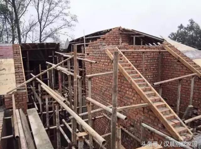 造價低的別墅設(shè)計圖，讓你耳目一新！