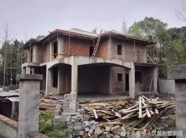 造價低的別墅設(shè)計圖，讓你耳目一新！