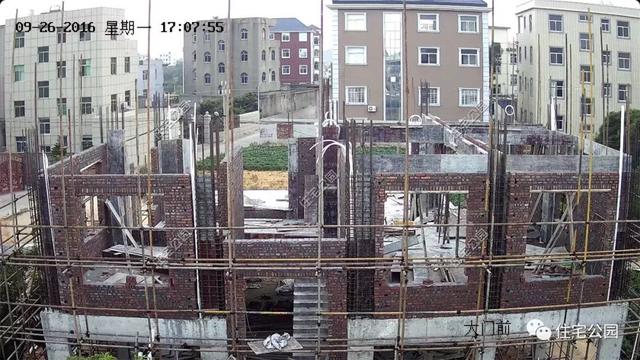 在國(guó)外定居不如回家蓋別墅，自建房您的理想首選