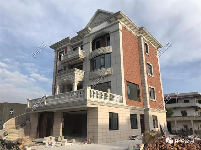 在國(guó)外定居不如回家蓋別墅，自建房您的理想首選