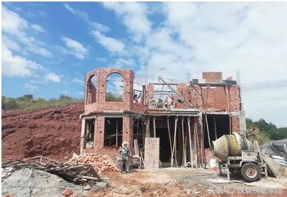 別墅設(shè)計圖，地基花了幾十萬，建好后讓大家羨慕不已！