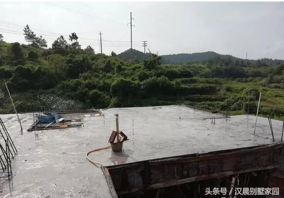 別墅設(shè)計圖，地基花了幾十萬，建好后讓大家羨慕不已！