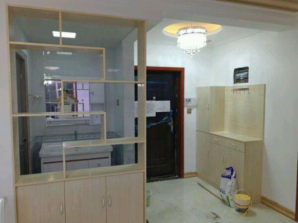 97平簡(jiǎn)單簡(jiǎn)約風(fēng)格裝修完工，一共花費(fèi)了6.6萬(wàn)，效果很棒！