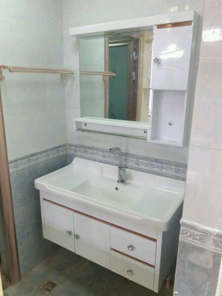 97平簡(jiǎn)單簡(jiǎn)約風(fēng)格裝修完工，一共花費(fèi)了6.6萬(wàn)，效果很棒！