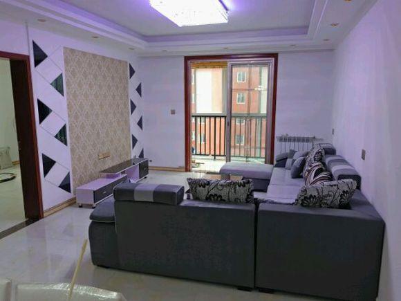 97平簡(jiǎn)單簡(jiǎn)約風(fēng)格裝修完工，一共花費(fèi)了6.6萬(wàn)，效果很棒！