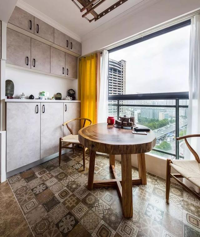 76平米簡(jiǎn)約北歐風(fēng)裝修，客廳沙發(fā)背景墻簡(jiǎn)單又好看！