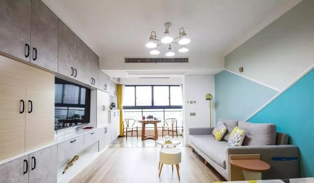 76平米簡(jiǎn)約北歐風(fēng)裝修，客廳沙發(fā)背景墻簡(jiǎn)單又好看！