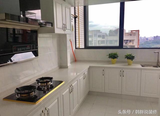 118平米三室兩廳中大戶型新房花20萬裝修，全屋效果漂亮極了，這才是標(biāo)準(zhǔn)的精裝修嘛。