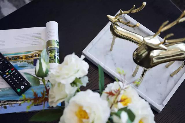 117平現(xiàn)代簡約風(fēng)格裝修案例，簡單大方，尤其是臥室粉色調(diào)的裝修，看著就美醉了！