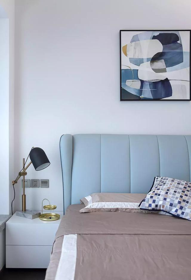 117平現(xiàn)代簡約風(fēng)格裝修案例，簡單大方，尤其是臥室粉色調(diào)的裝修，看著就美醉了！