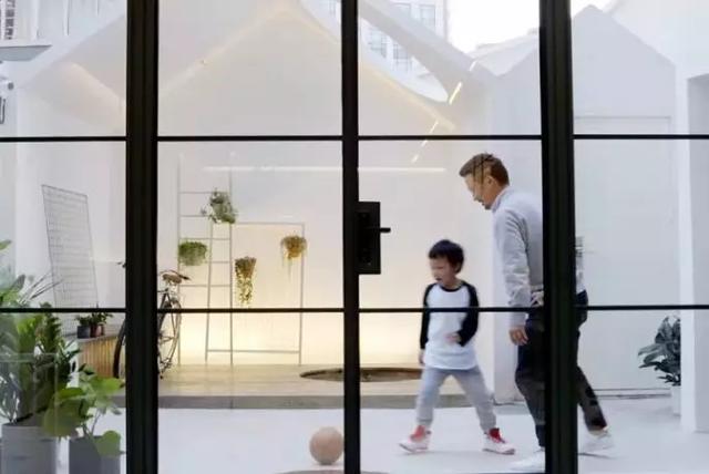 簡(jiǎn)約現(xiàn)代別墅設(shè)計(jì)圖——小戶型設(shè)計(jì)舒適實(shí)用