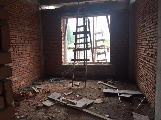 分享一棟雙拼別墅設(shè)計(jì)圖，村里的地標(biāo)建筑。