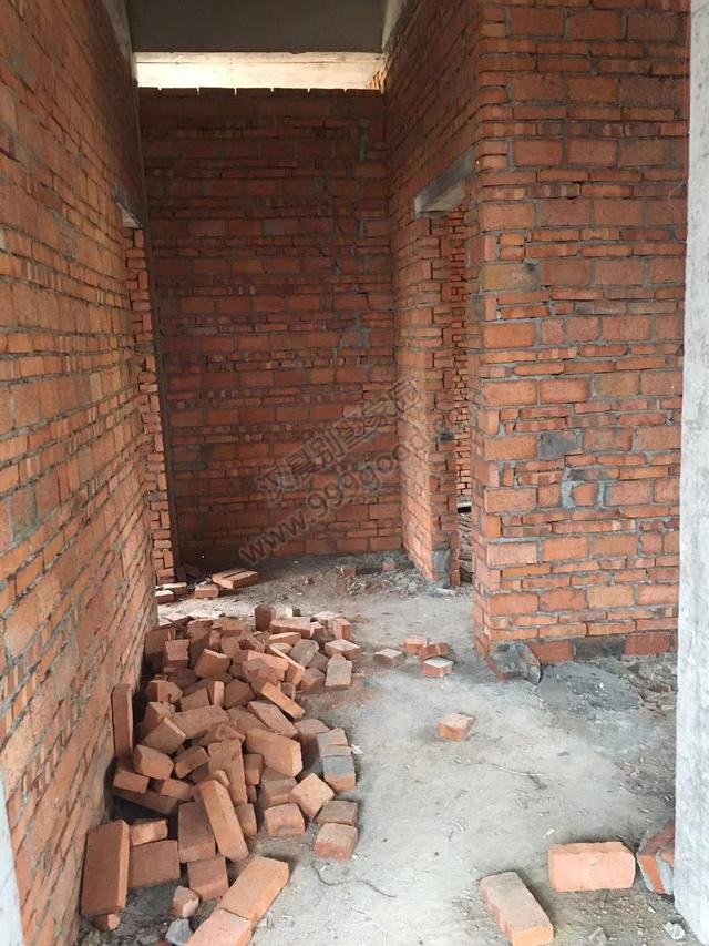 分享一棟雙拼別墅設(shè)計(jì)圖，村里的地標(biāo)建筑。