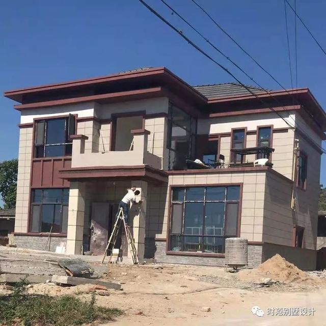 小戶(hù)型二層歐式別墅設(shè)計(jì)圖，10x11米帶堂屋6室2廳，還有實(shí)景哦！