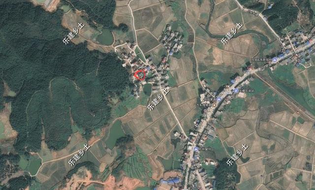 江西九江歐式別墅設(shè)計圖，不規(guī)則地形，也能建造的這么完美！