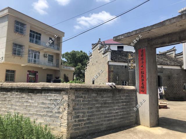 江西九江歐式別墅設(shè)計圖，不規(guī)則地形，也能建造的這么完美！