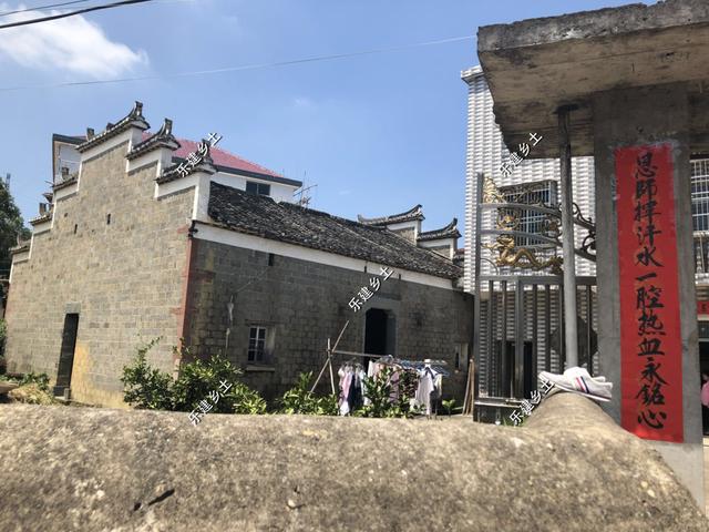 江西九江歐式別墅設(shè)計圖，不規(guī)則地形，也能建造的這么完美！